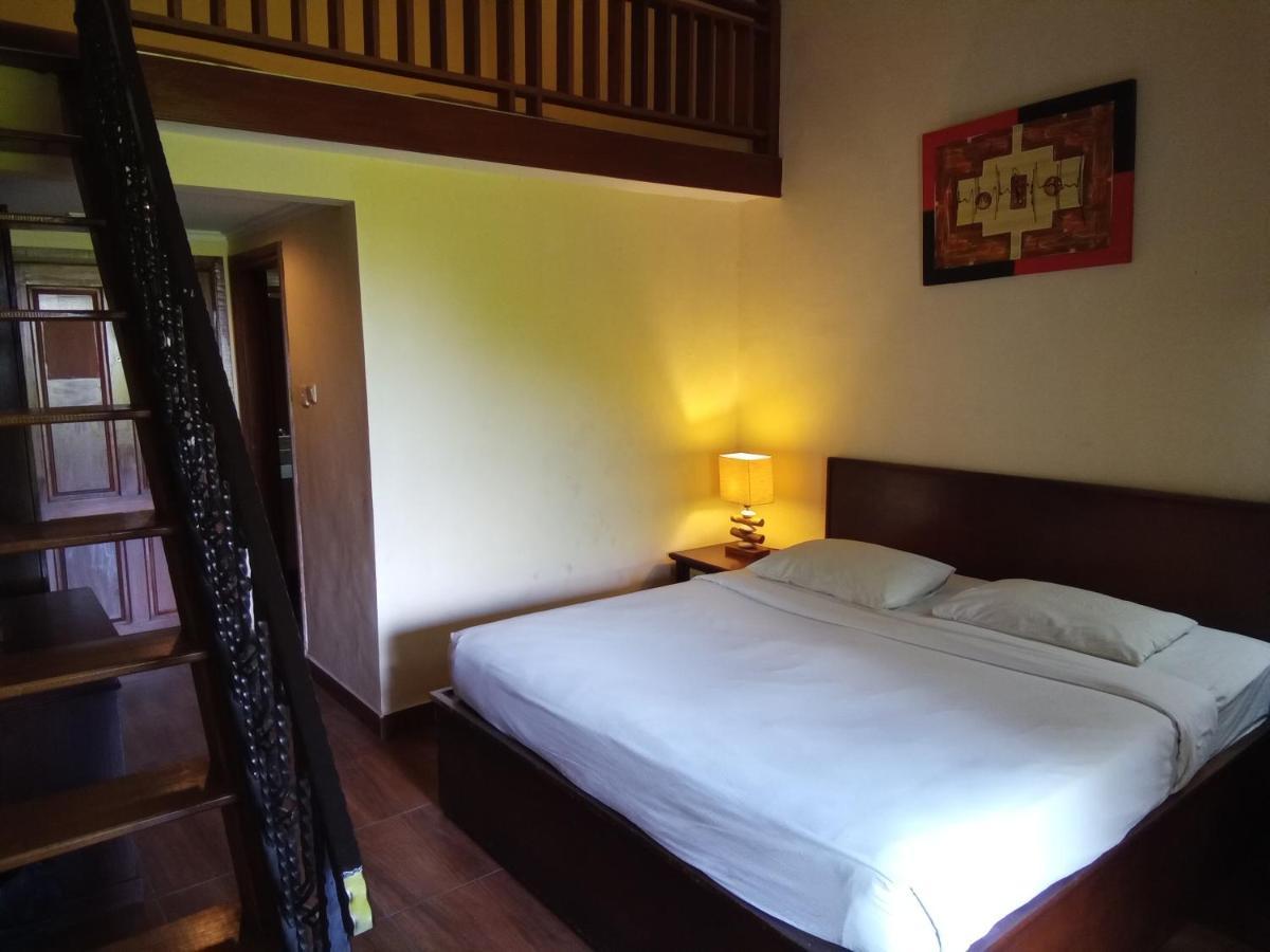 Hotel Puri Dibia Kuta Kuta Lombok Extérieur photo