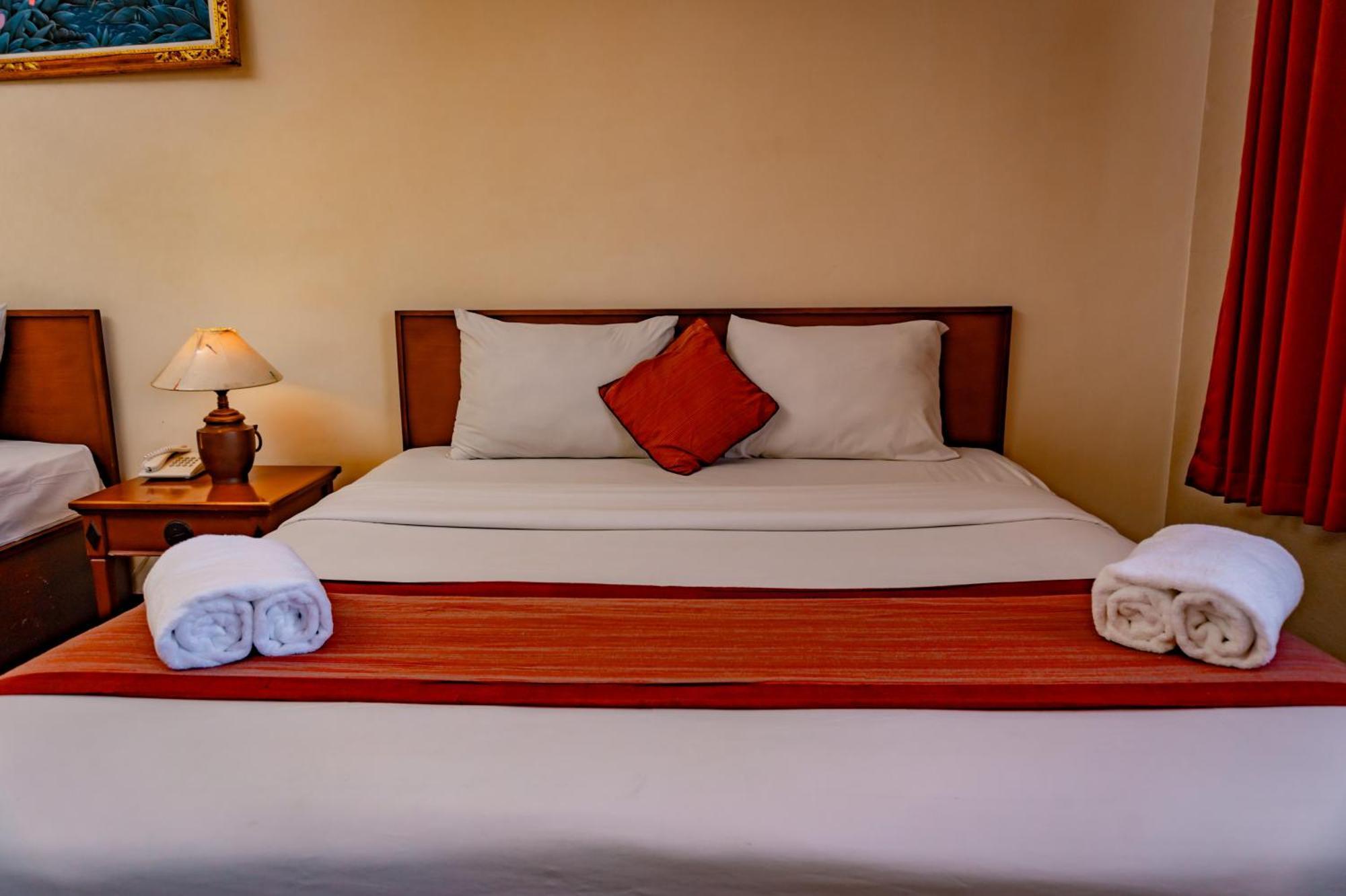Hotel Puri Dibia Kuta Kuta Lombok Extérieur photo